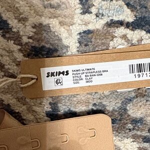 SKIMS Clay Push-Up Strapless Bra